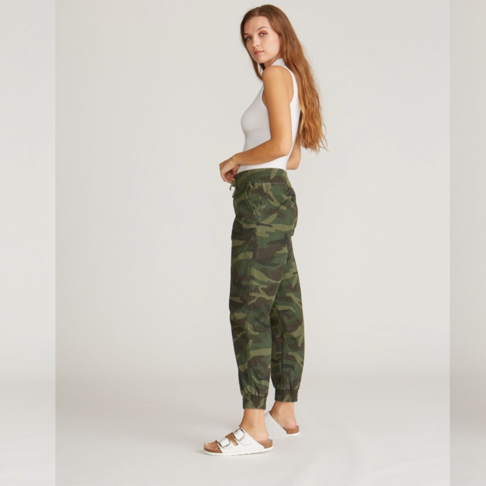 Driftwood Basic Jogger - Camo - Picture 2 of 8